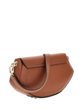 GUESS 2 USCITA Borsa a Tracolla Guess Amorette Flap - Marrone Cognac